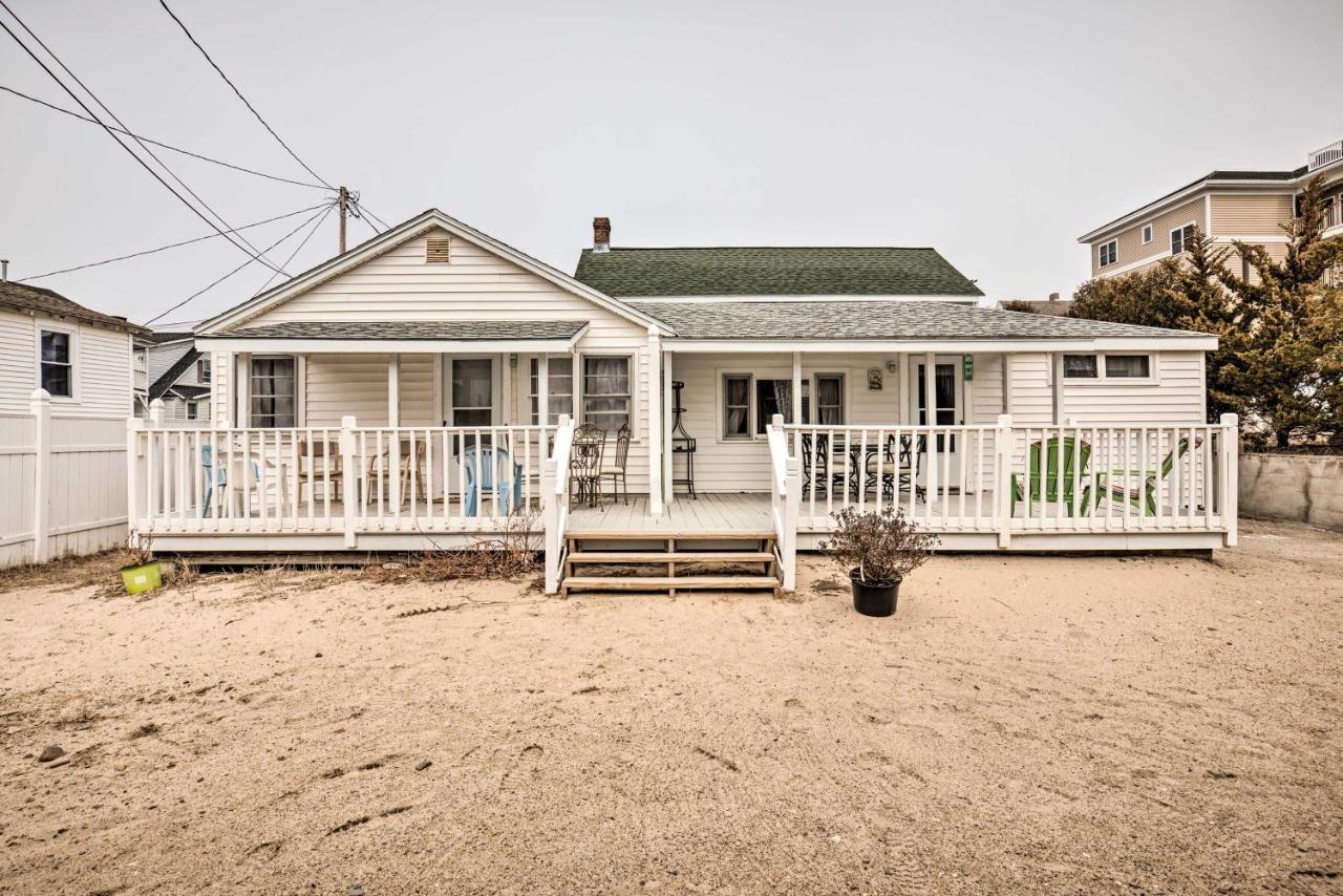 Cozy Hampton Cottage With Bbq - Walk To Ocean! Exterior photo